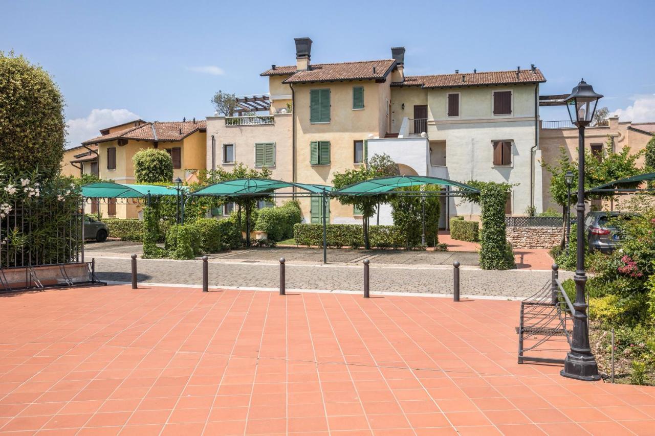 Ferienwohnung Maloma Peschiera del Garda Exterior foto